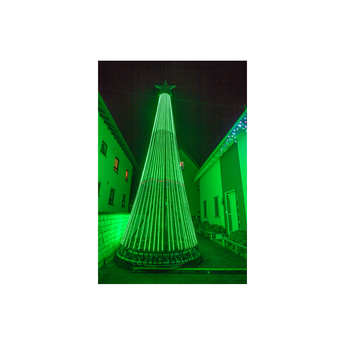 6 meter Mega Tree kit with 14.400 WS2811 pixelsl | xmas-land.de